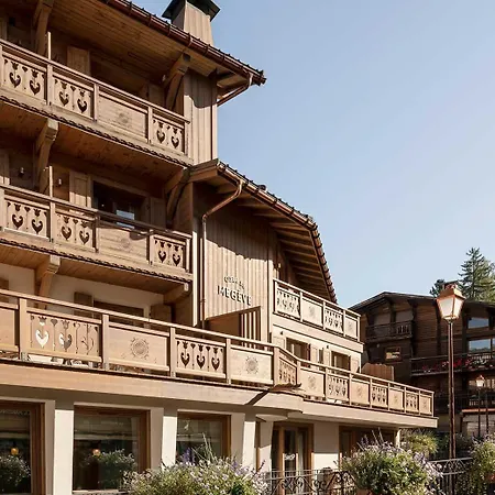 Hotel Coeur De 4*